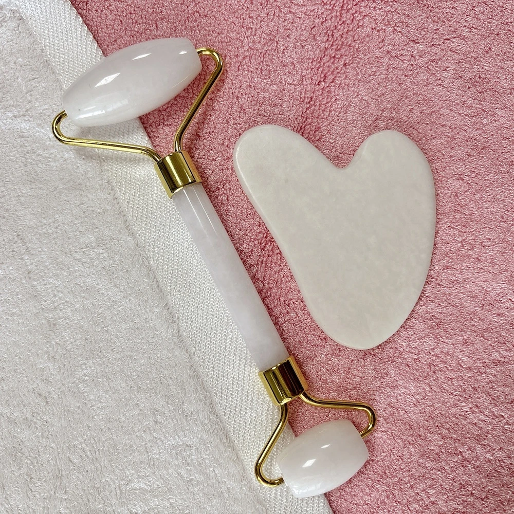 Kit Outils de Soin Visage en Jade Blanc 100% Naturel, Roller et Gua Sha  pour Massage Facial